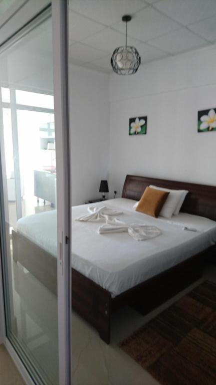 Hôtel Diamond Plaza à Grand Anse  Extérieur photo